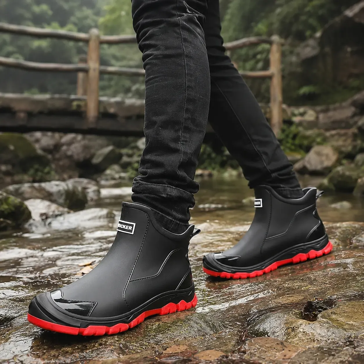 Waterproof hiking shoes for men & women, 1 unit