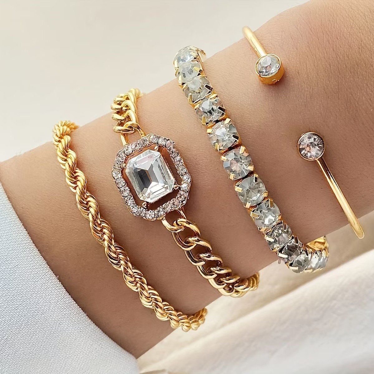 Women’s Statement Punk Style Twisted Chain Rhinestone Bracelet Set – 4pcs