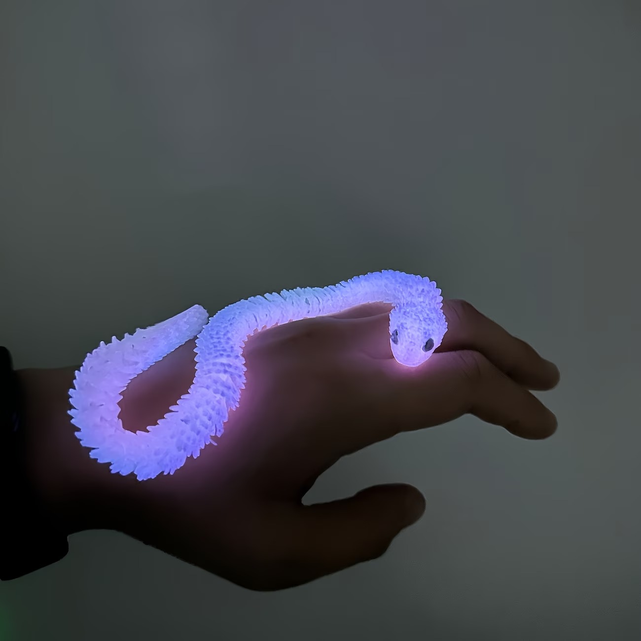 2-Pack Glow-in-the-Dark Flexible Snake Ornaments - Image 8