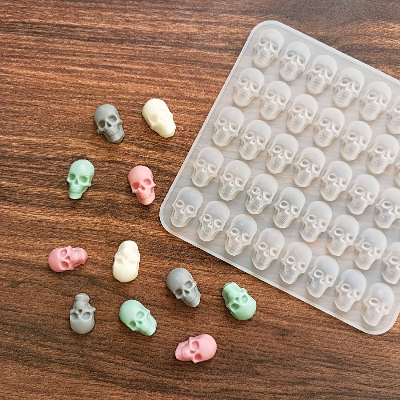 40-Cavity Skull Silicone Mold for Ice, Chocolate & Crafts