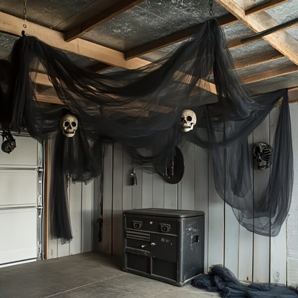 Extra-Long Black Halloween Tulle – Spooky Gauze Decoration