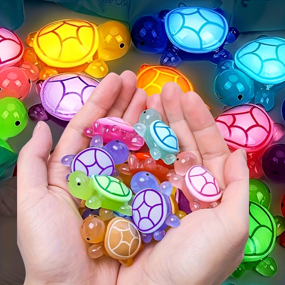 30PCS Glow-in-the-Dark Mini Turtle Figures