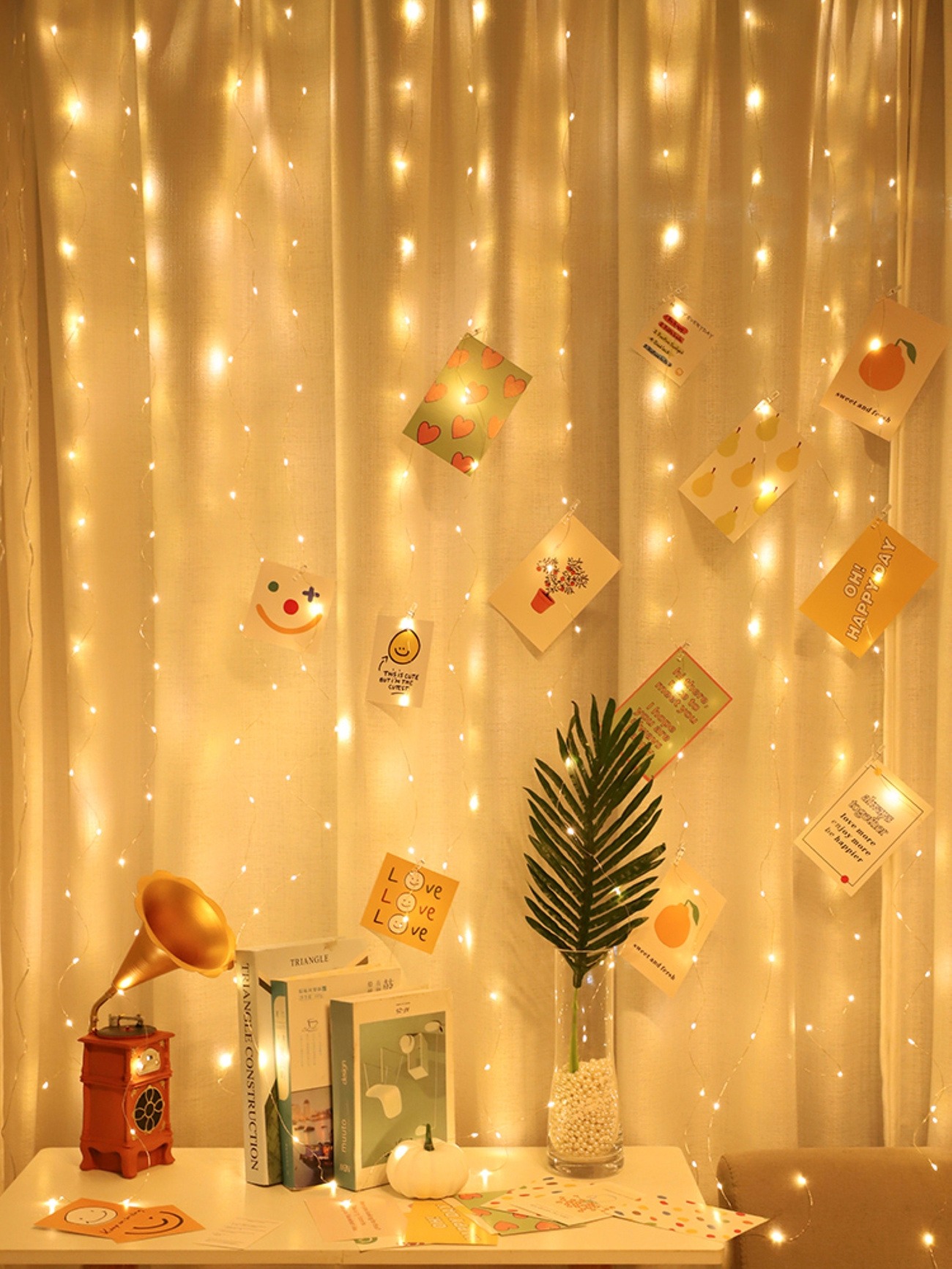 200 LED Curtain Fairy Lights – 6.56FT