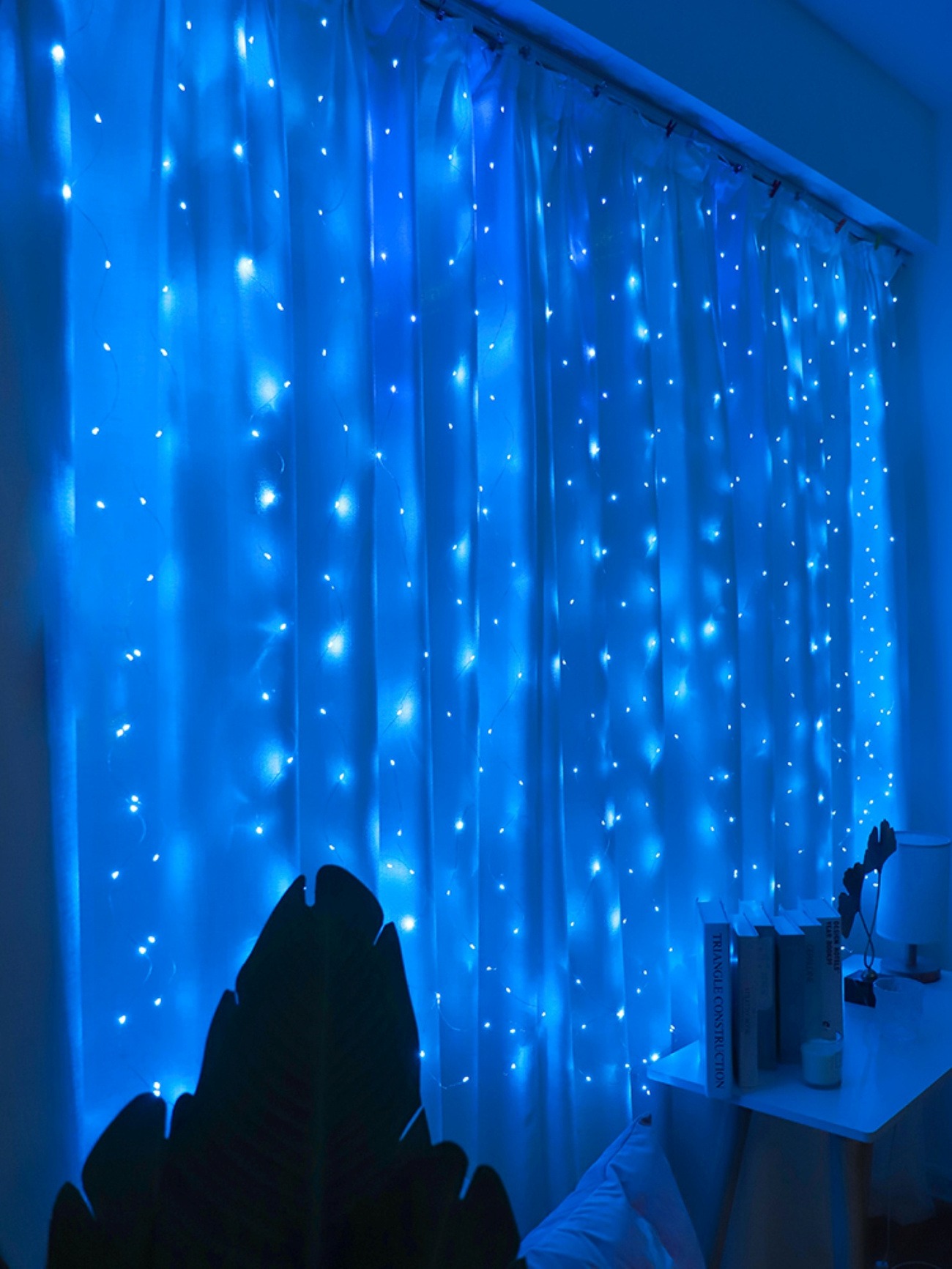 200 LED Curtain Fairy Lights – 6.56FT - Image 16