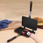 Double-sided non-stick sandwich pan, 1 unit - Image 9