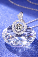 1-Carat 925 silver moissanite pendant necklace with star ring, 1 unit - Image 4