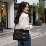 Document bag, unisex stylish & versatile crossbody bag, 1 unit