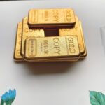 Realistic replica golden bars decoration set, 10 pack - Image 9