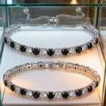 Tennis bracelet with alternating synthetic cubic zirconia, 1 unit - Image 15