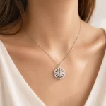 3 colors four-leaf clover pendant necklace sparkling charm jewelry, 1 unit