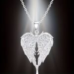 Angel Wings Pendant Necklace for Women – Elegant Silver-Tone Wing Charm Necklace
