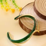 Women's Green Panel Curved Texture Bangle Bracelet - Image 5