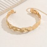 1 Stylish Classic Exaggerated Vintage Choker Round Necklace - Image 5