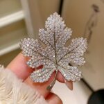 Maple Leaf Brooch – Elegant Vintage-Inspired Leaf Lapel Pin for Suits, Dresses & Special Occasions - Image 5